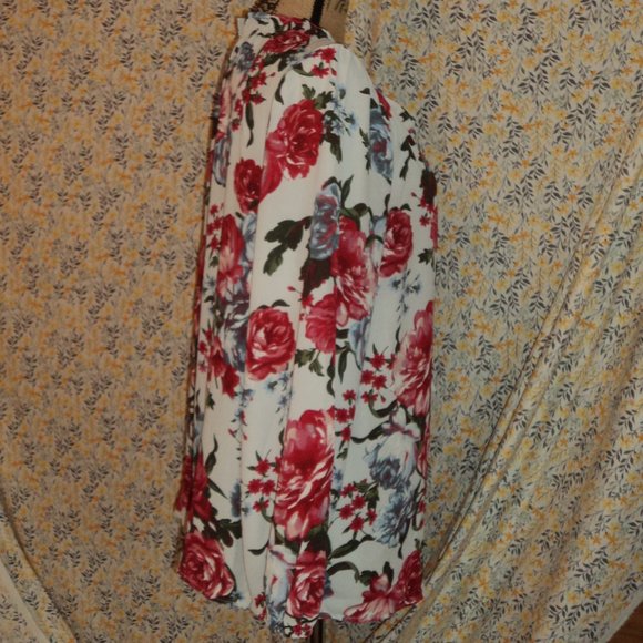 Tunic/Blouse - Picture 6 of 7